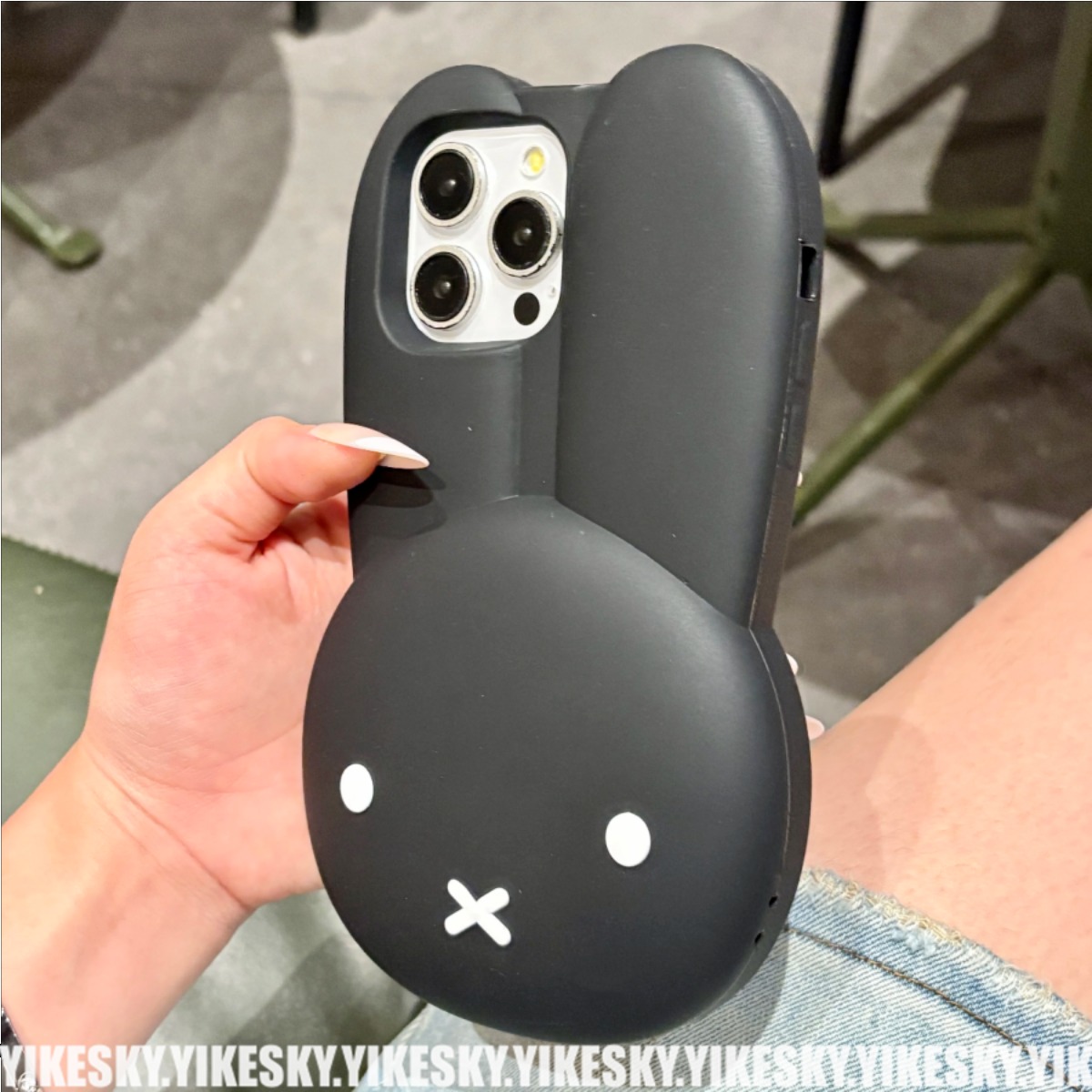 Funda de Silicona Negra para T - Phone Cases Big W reseña y precio